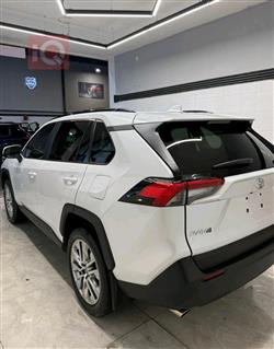 تويوتا راف 4